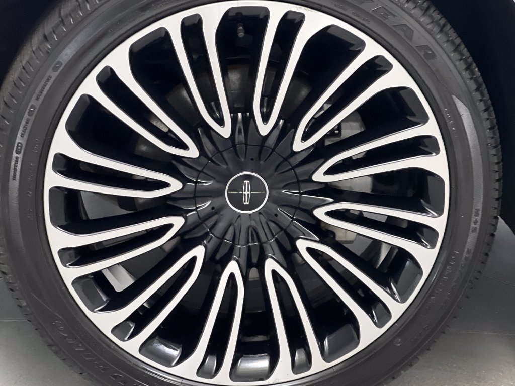 Used 2020 Lincoln Aviator Black Label w/ Dynamic Handling Package AWD/4WD image 81