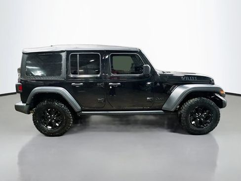Used 2021 Jeep Wrangler Unlimited Sport AWD/4WD image 5