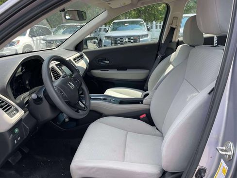 Certified 2021 Honda HR-V LX image 14