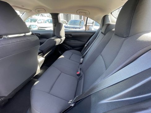 Used 2025 Toyota Corolla LE image 24