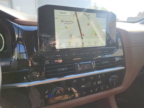 New 2025 Nissan Pathfinder Platinum w/ Cargo Package image 8