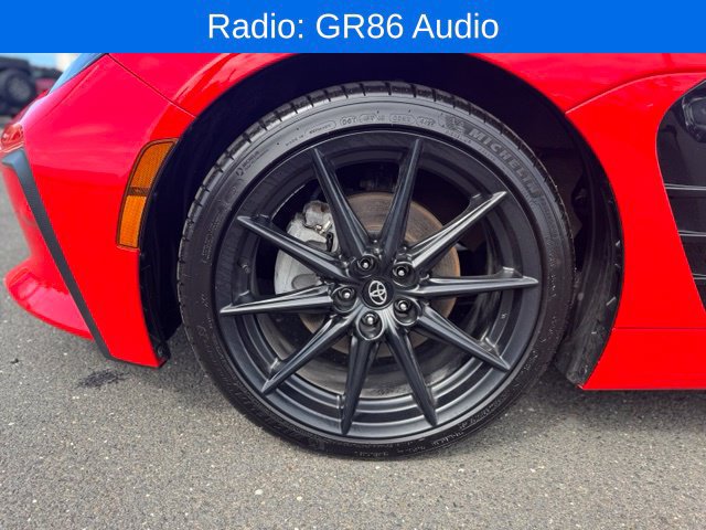 Used 2024 Toyota GR86 Premium RWD image 11