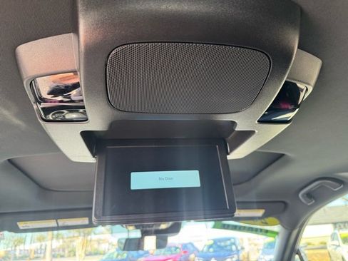 Used 2022 Honda Pilot Black Edition image 6