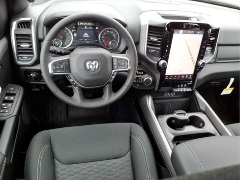New 2026 RAM 1500 Big Horn AWD/4WD image 13