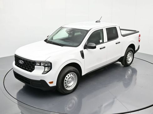 New 2026 Ford Maverick XL image 26