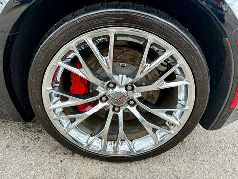 Used 2019 Chevrolet Corvette Z06 RWD image 18