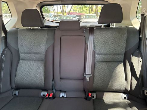 Used 2025 Nissan Rogue SV AWD/4WD image 39