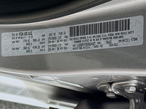 Used 2019 RAM 1500 Limited AWD/4WD image 12