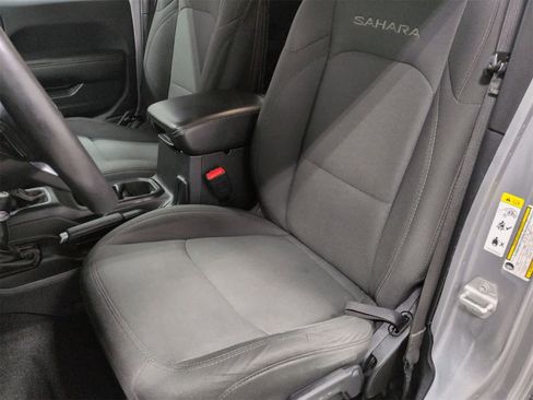 Certified 2019 Jeep Wrangler Unlimited Sahara image 17