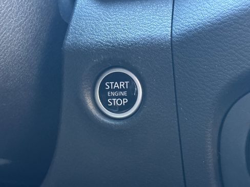 Used 2024 Nissan Frontier PRO-4X w/ Pro Convenience Package image 33