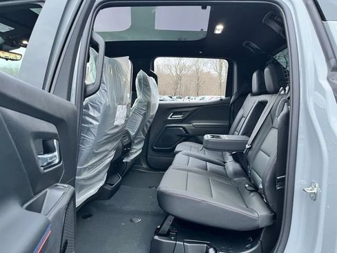 New 2025 Chevrolet Silverado EV RST image 17