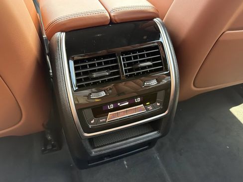 New 2027 BMW X7 xDrive40i w/ M Sport Package AWD/4WD image 19
