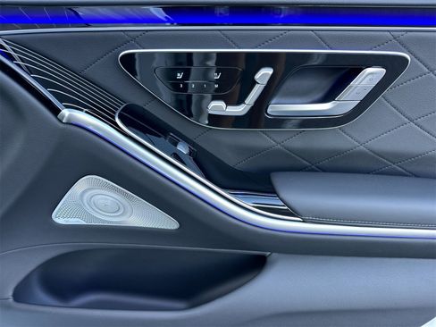 New 2026 Mercedes-Benz S 580 4MATIC Sedan image 18