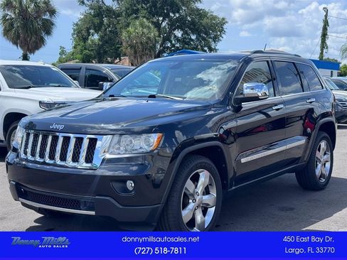 Used 2013 Jeep Grand Cherokee Overland RWD image 1