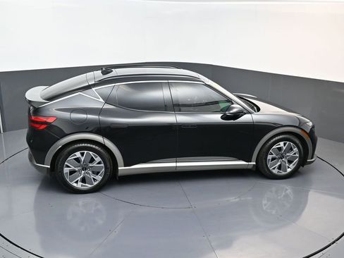 Used 2024 Genesis GV60 RWD image 20