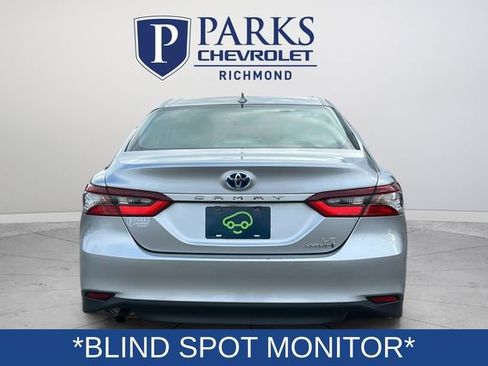 Used 2022 Toyota Camry LE FWD image 6