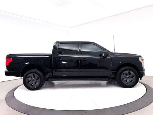 Used 2025 Ford F150 Lightning Flash AWD/4WD image 36