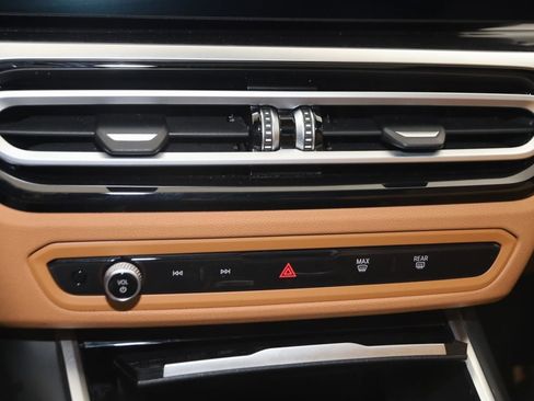 Used 2024 BMW M340i xDrive image 34