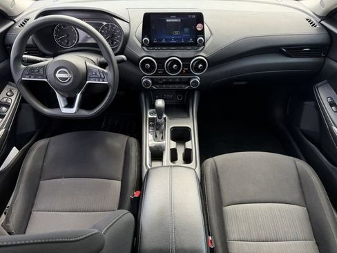 Used 2024 Nissan Sentra SV FWD image 11