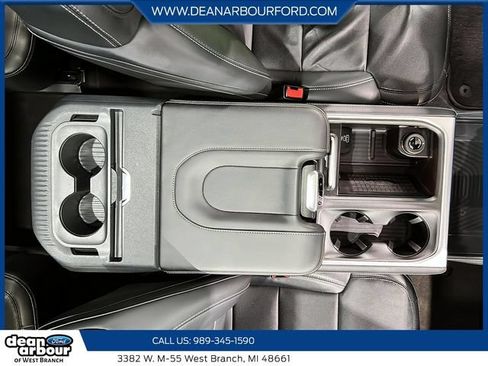 Certified 2025 Ford Expedition Platinum AWD/4WD image 10