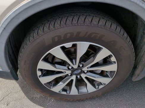 Used 2016 Subaru Outback 2.5i Limited image 10