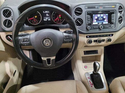 Used 2015 Volkswagen Tiguan SEL image 22