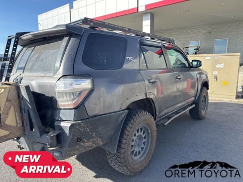 Used 2019 Toyota 4Runner TRD Off-Road image 16
