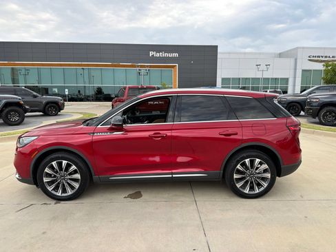 Used 2020 Lincoln Corsair Reserve w/ Equipment Group 201A FWD image 2