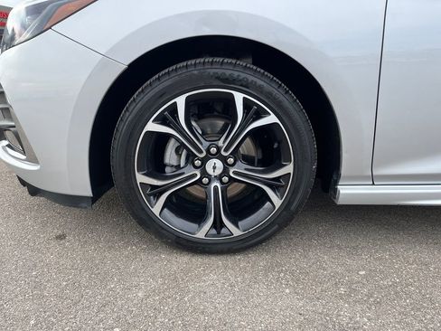 Used 2019 Chevrolet Cruze LT w/ Convenience Package image 27