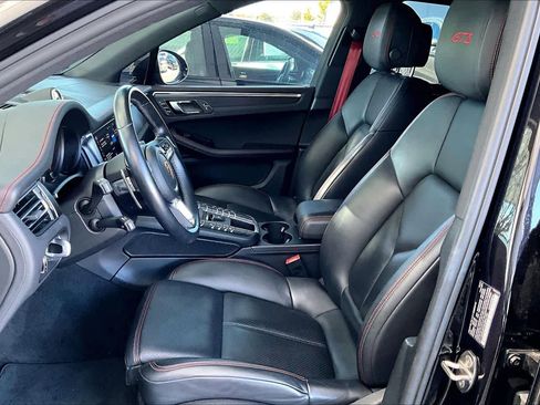 Used 2021 Porsche Macan GTS image 7