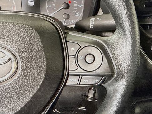 Used 2023 Toyota Corolla LE FWD image 15