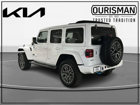 Used 2024 Jeep Wrangler High Altitude AWD/4WD image 3