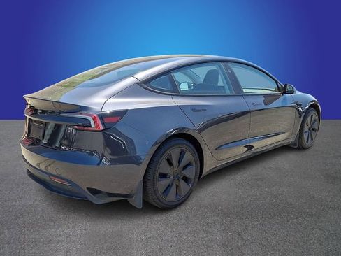 Used 2025 Tesla Model 3 RWD image 5