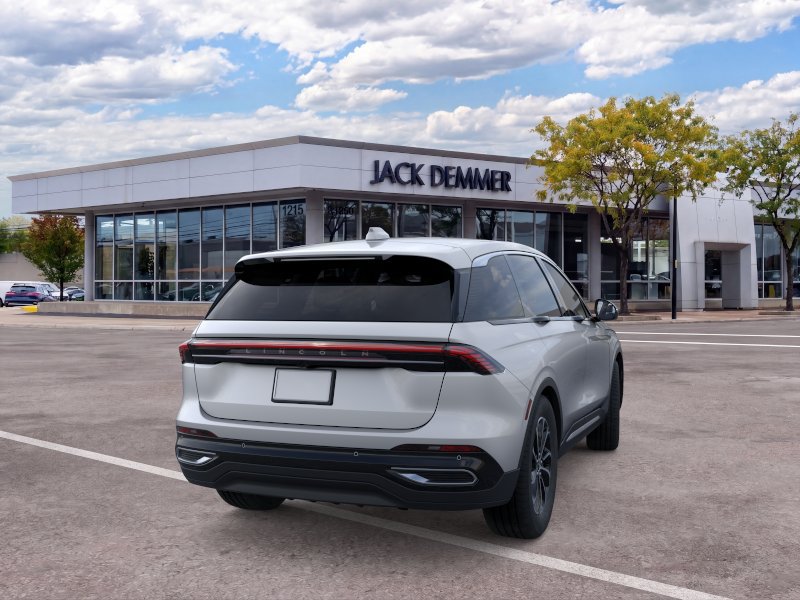 New 2026 Lincoln Nautilus Premier AWD/4WD image 8