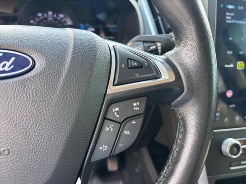 Used 2022 Ford Edge SEL w/ Convenience Package AWD/4WD image 16