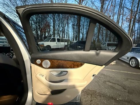 Used 2017 Mercedes-Benz C 300 Sedan image 18