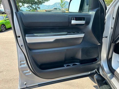 Used 2019 Toyota Tundra SR5 w/ TRD Off Road Package AWD/4WD image 20