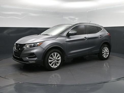 Used 2022 Nissan Rogue Sport SV FWD image 3