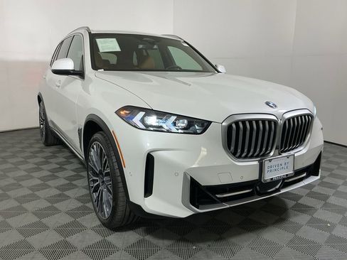 Certified 2024 BMW X5 xDrive40i w/ Premium Package image 4
