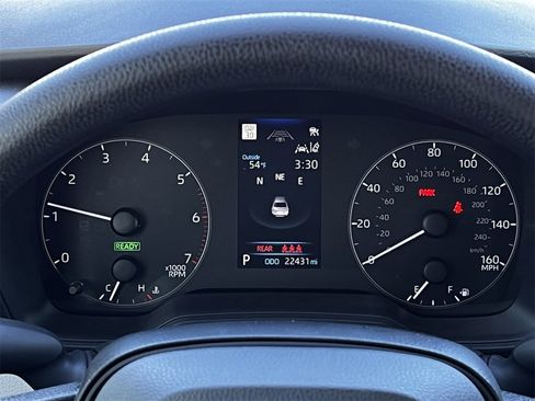 Used 2025 Toyota Corolla LE image 13