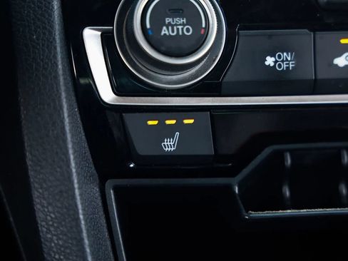 Used 2016 Honda Civic Touring image 31