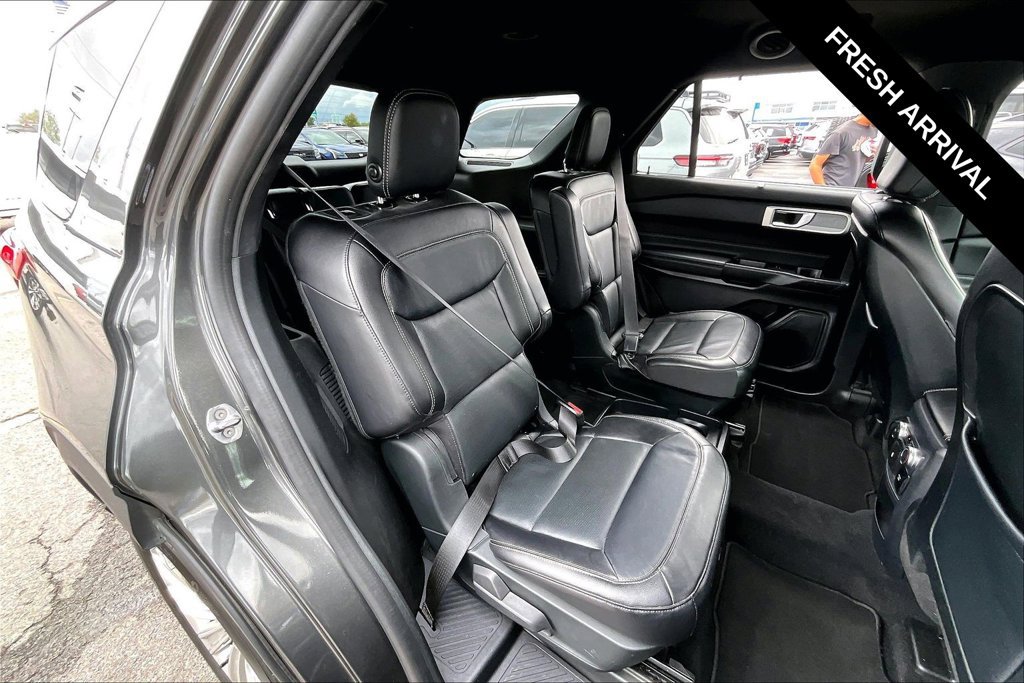 Used 2020 Ford Explorer Limited w/ Class III Trailer Tow Package AWD/4WD image 24