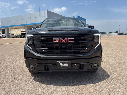 New 2026 GMC Sierra 1500 Elevation AWD/4WD image 9