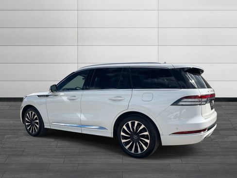 Used 2022 Lincoln Aviator Black Label Grand Touring image 4
