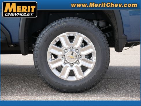 New 2025 Chevrolet Silverado 3500 High Country w/ High Country Premium Package image 3