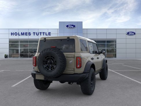 New 2026 Ford Bronco Badlands w/ Sasquatch Package AWD/4WD image 8
