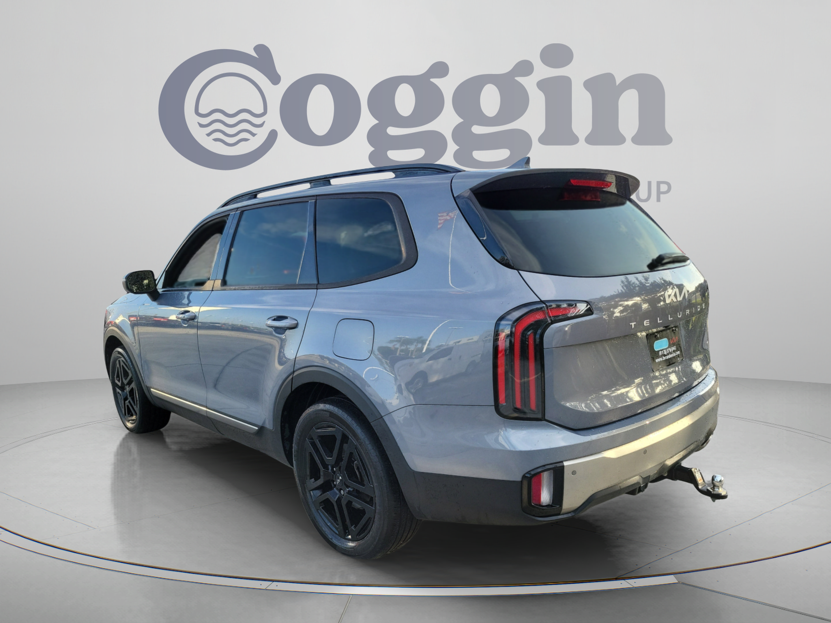 Used 2023 Kia Telluride EX X-Line AWD/4WD image 2