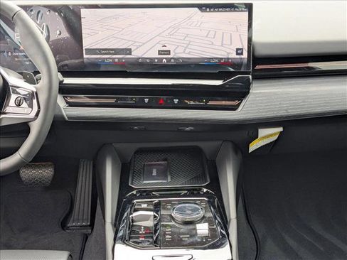 Used 2026 BMW 530i image 11