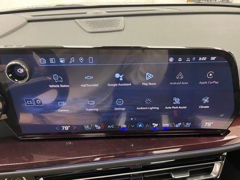 New 2026 Chevrolet Traverse RS w/ LPO, Floor Liner Package image 3