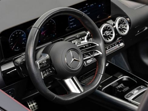 Used 2024 Mercedes-Benz GLA 250 image 20